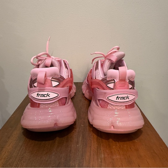 Balenciaga Track Clear Sole Sneaker in Pink, 39 - Picture 2 of 7